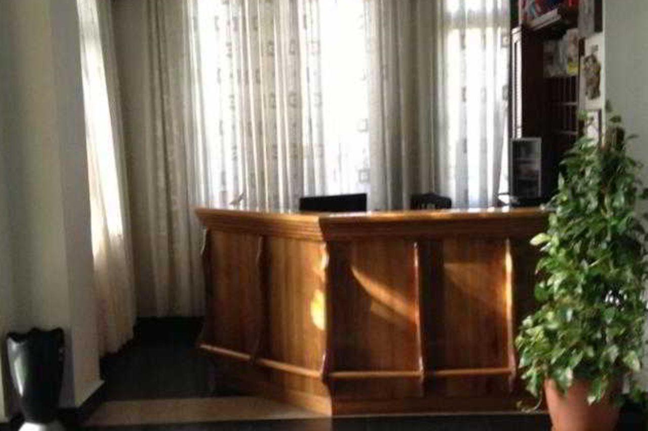 Art Hotel Nirvana Tirana Buitenkant foto