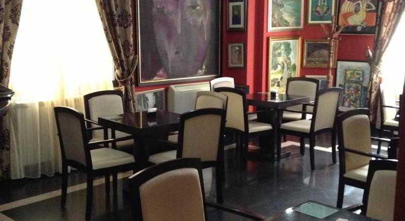 Art Hotel Nirvana Tirana Restaurant foto